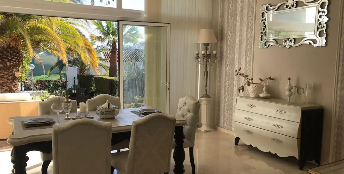 Sale of townhouse in Riviera del Sol 16