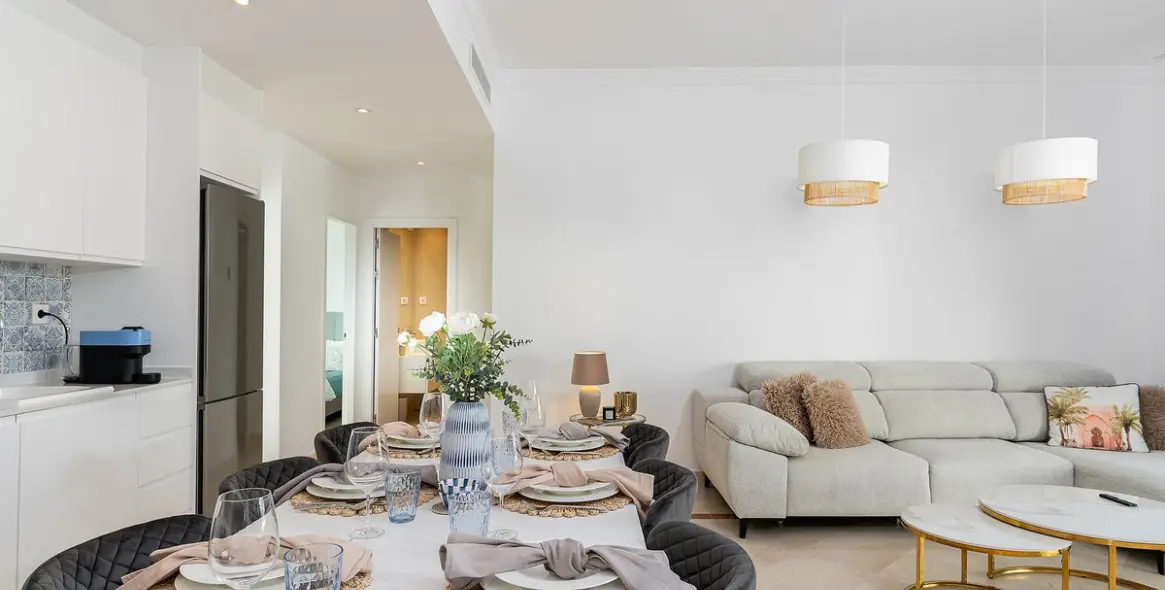 Sale of ground floor apartment in El Paraiso 8