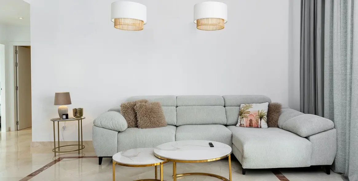 Sale of ground floor apartment in El Paraiso 10