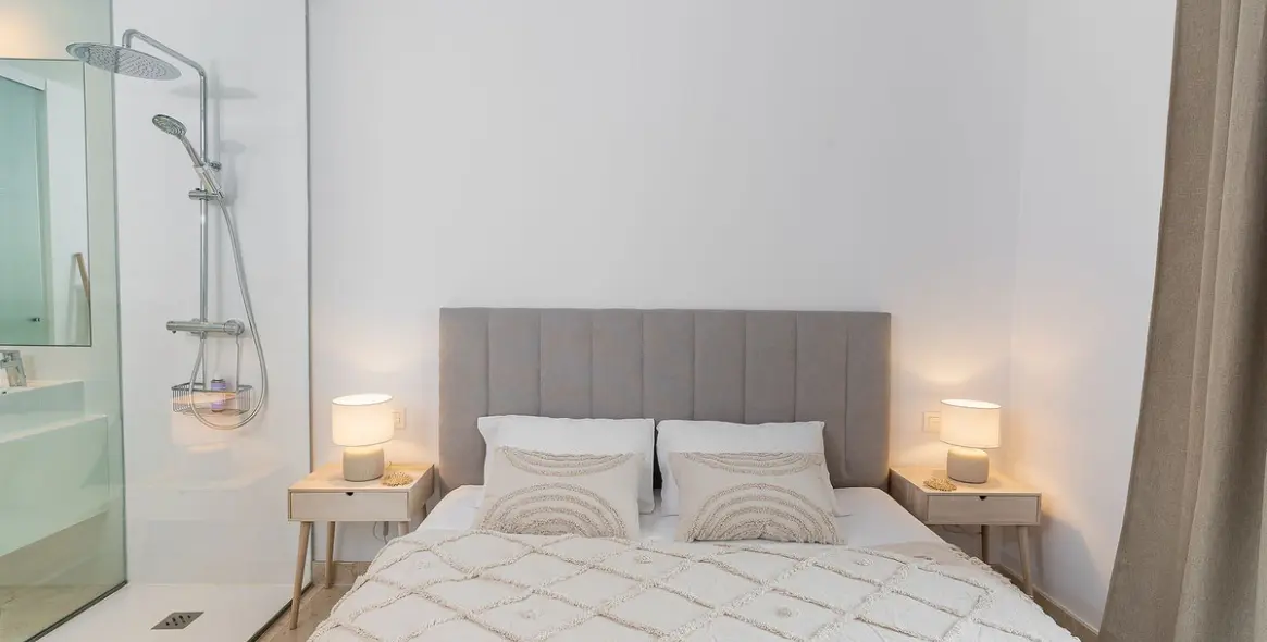 Sale of ground floor apartment in El Paraiso 13