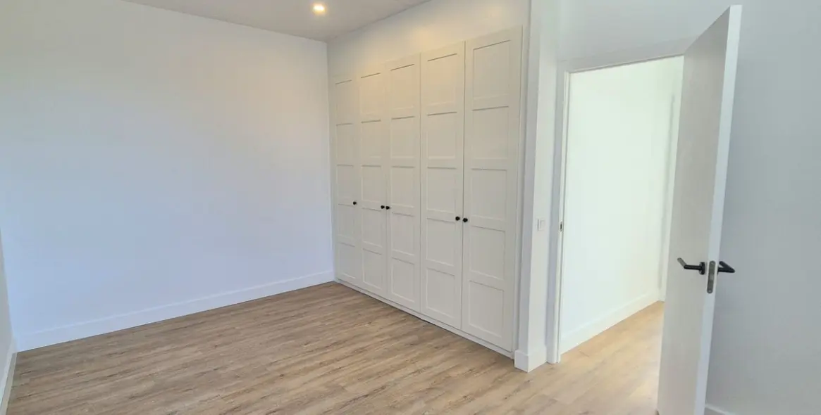 Sale of detached villa in Cerros del Aguila 44