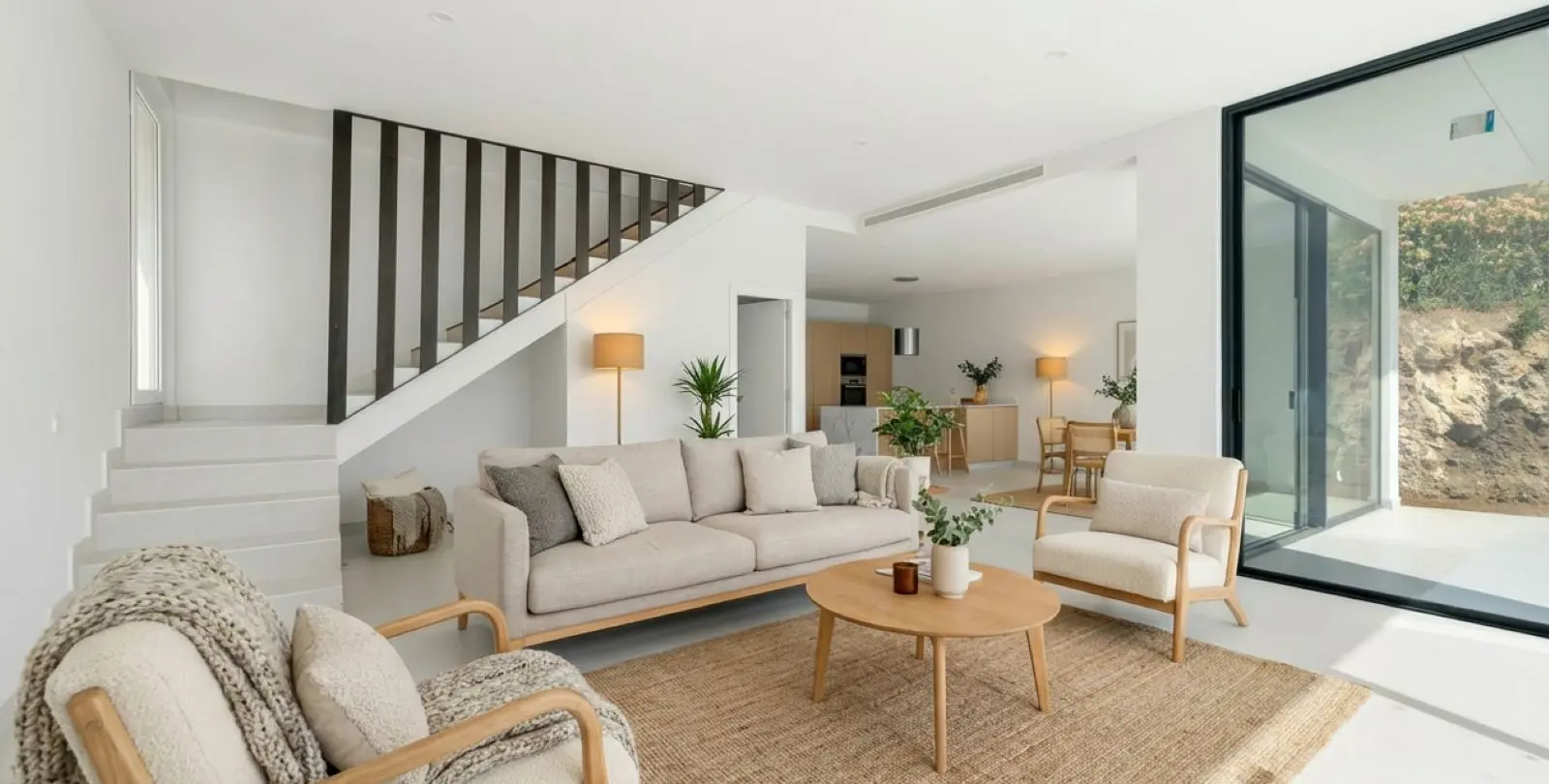 Venta de villa independiente en Cerros del Aguila 12