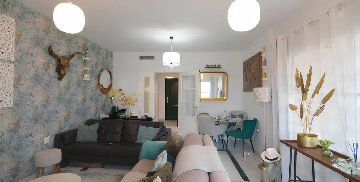 Sale of middle floor apartment in Riviera del Sol 10