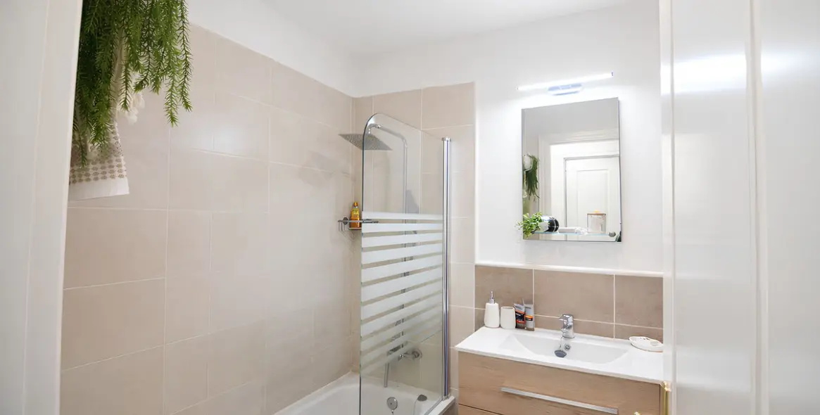 Продажа апартаментов на среднем этаже в Riviera del Sol 28