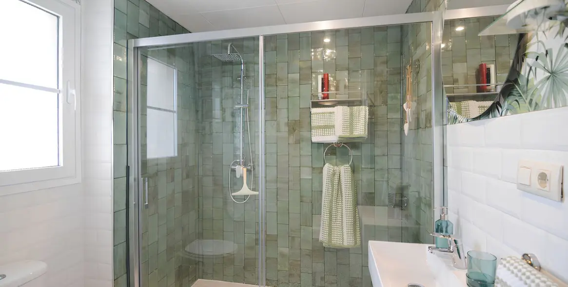 Продажа апартаментов на среднем этаже в Riviera del Sol 32