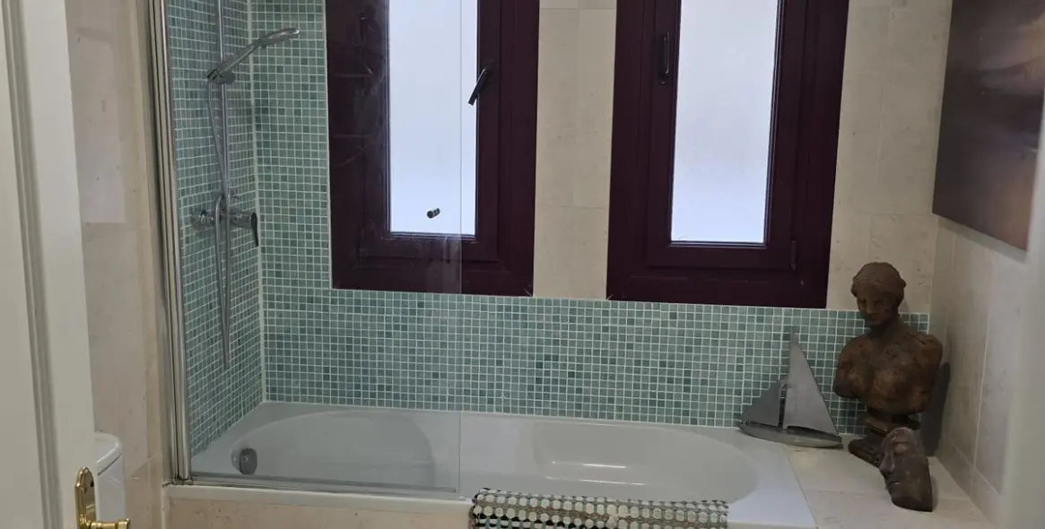 Sale of ground floor apartment in Casares Playa 8