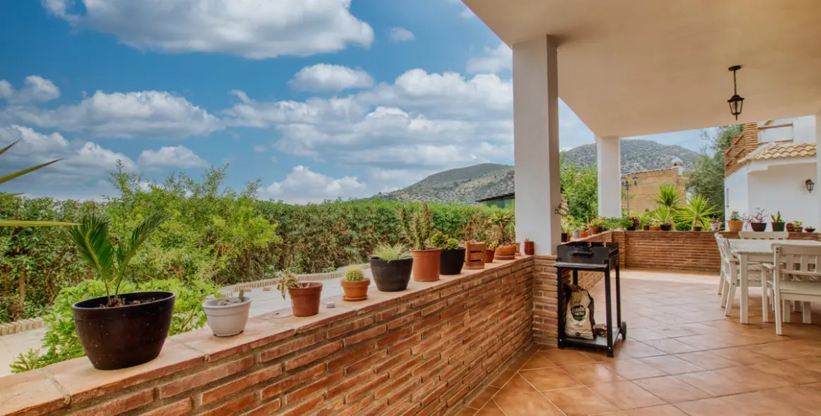 Продажа  отдельно стоящей виллы в South of spain 8