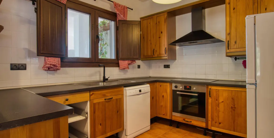 Продажа  отдельно стоящей виллы в South of spain 21