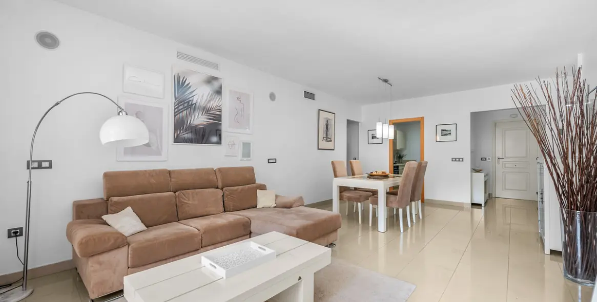 Продажа апартаментов на первом этаже в Estepona 9