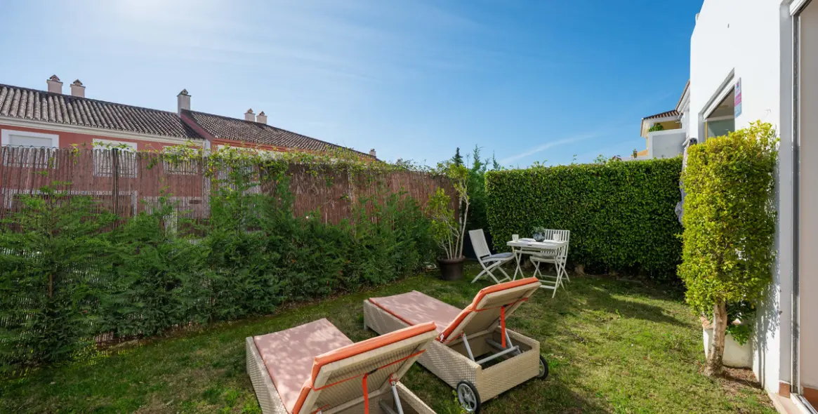 Продажа апартаментов на первом этаже в Estepona 27