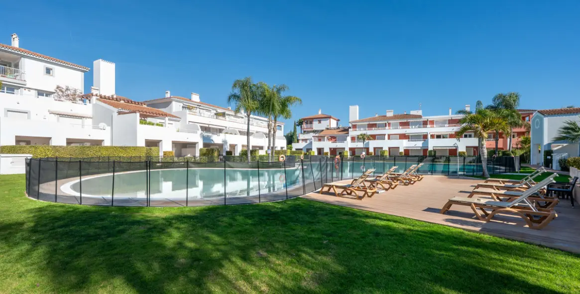 Продажа апартаментов на первом этаже в Estepona 33