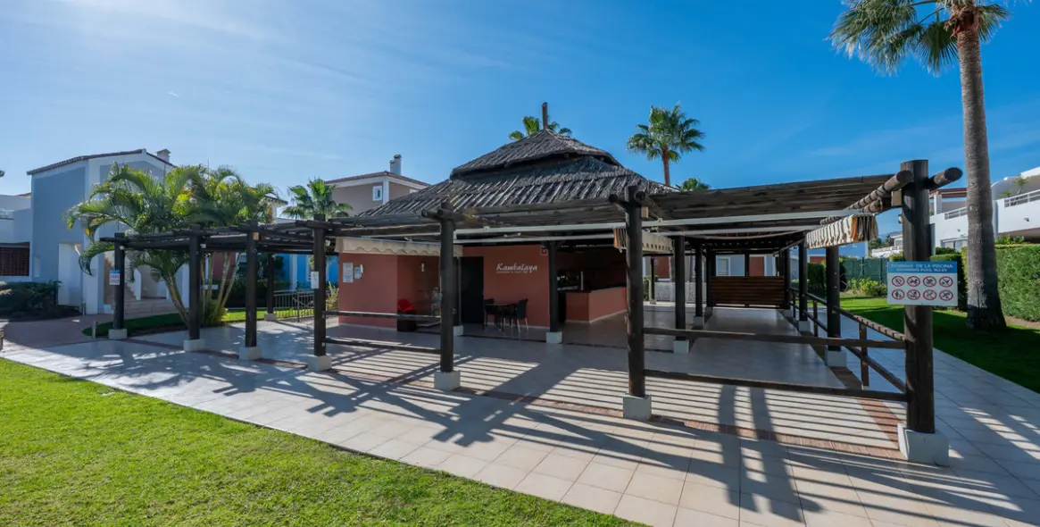 Продажа апартаментов на первом этаже в Estepona 38