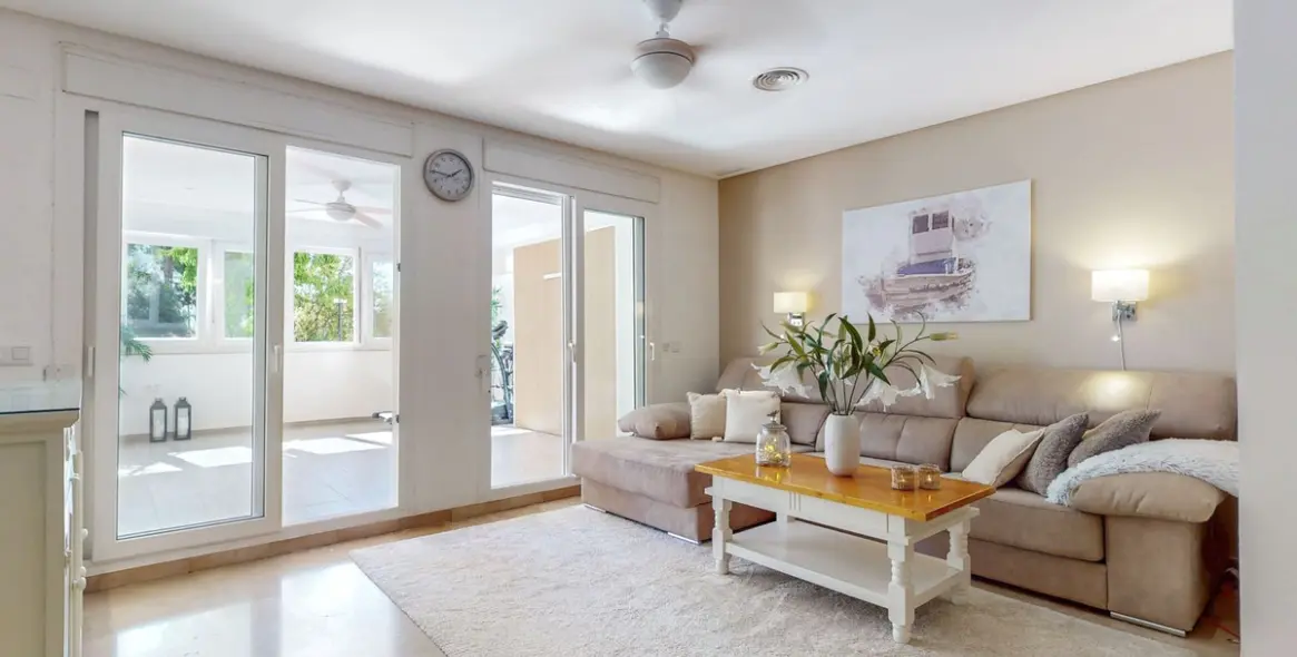 Sale of ground floor apartment in Torrequebrada 1