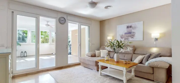 Sale of ground floor apartment in Torrequebrada 0