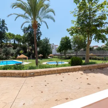 Sale of ground floor apartment in Torrequebrada