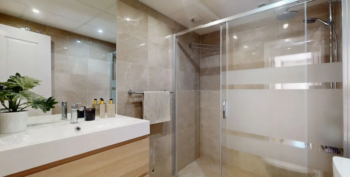 Sale of ground floor apartment in Torrequebrada 14