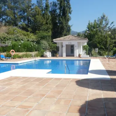 Sale of middle floor apartment in Los Arqueros