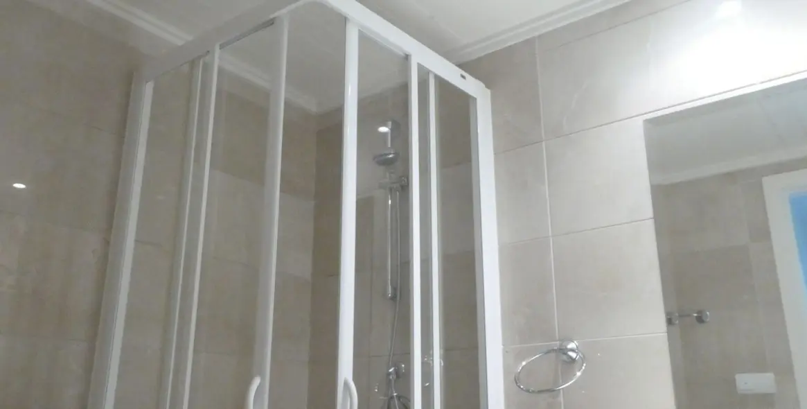 Sale of middle floor apartment in Los Arqueros 8