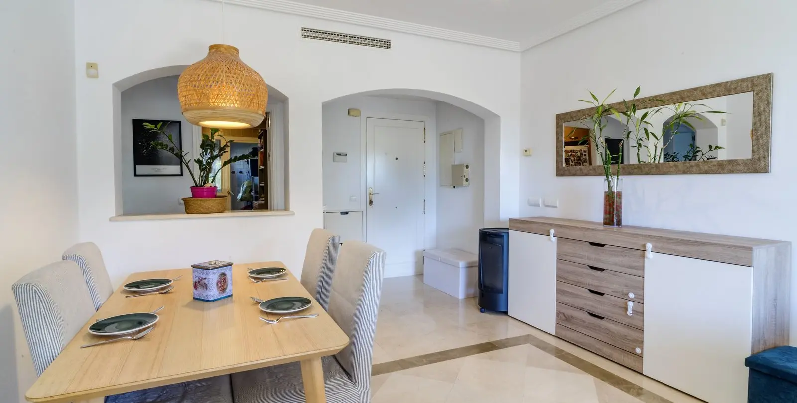 Sale of middle floor apartment in Los Arqueros 3