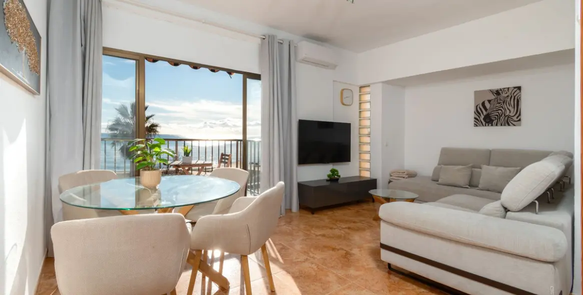 Sale of middle floor apartment in Fuengirola 4