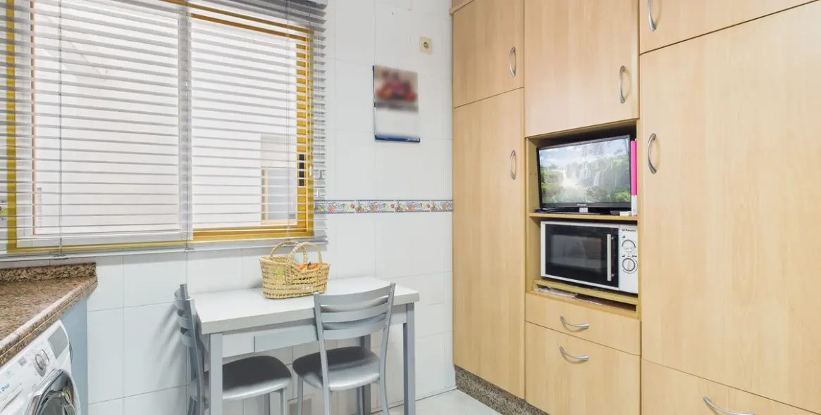 Sale of middle floor apartment in Estepona 7