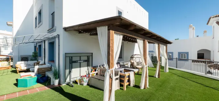 Sale of ground floor apartment in El Paraiso 1