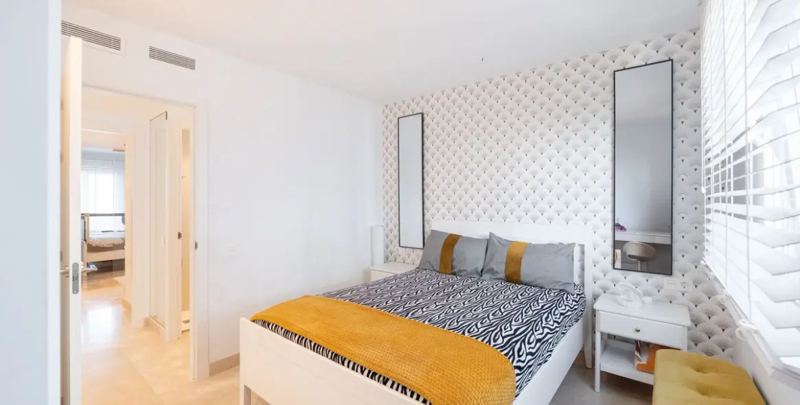 Sale of ground floor apartment in El Paraiso 20