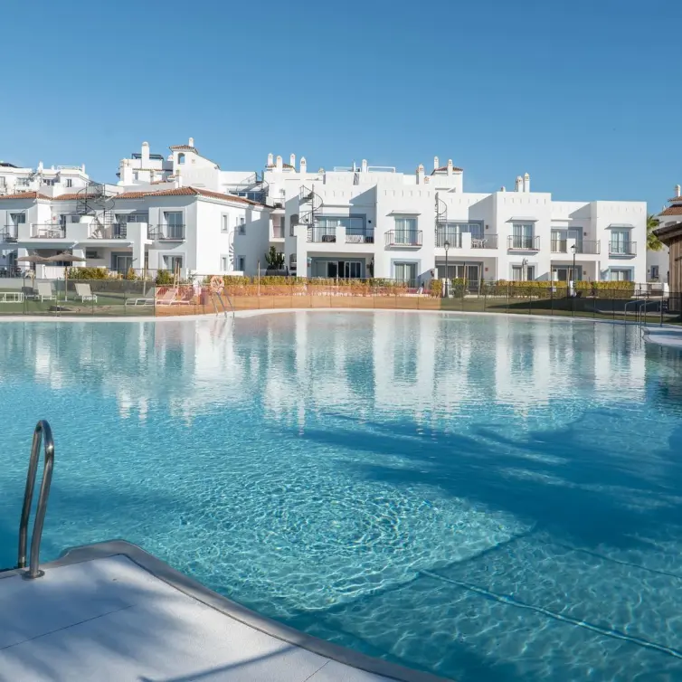 Venta de apartamento en planta baja en El Paraiso