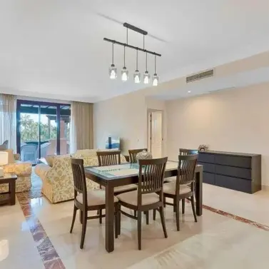 Sale of penthouse in San Pedro de Alcántara