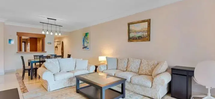 Sale of penthouse in San Pedro de Alcántara 2