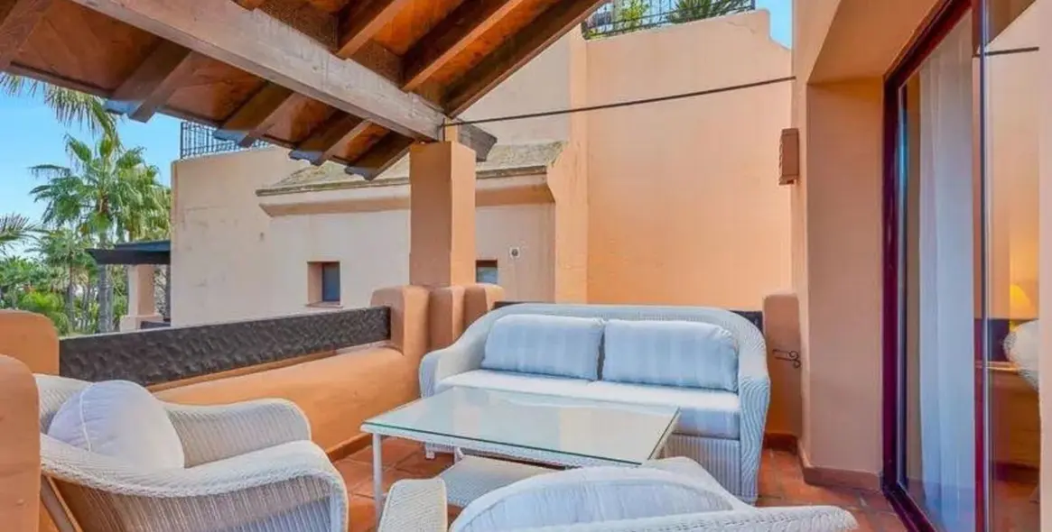 Sale of penthouse in San Pedro de Alcántara 7