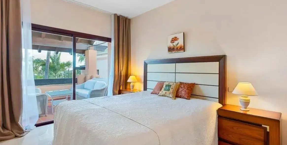 Sale of penthouse in San Pedro de Alcántara 8