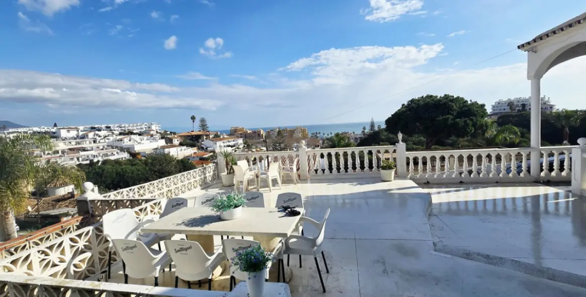 Продажа  отдельно стоящей виллы в Mijas Costa 18