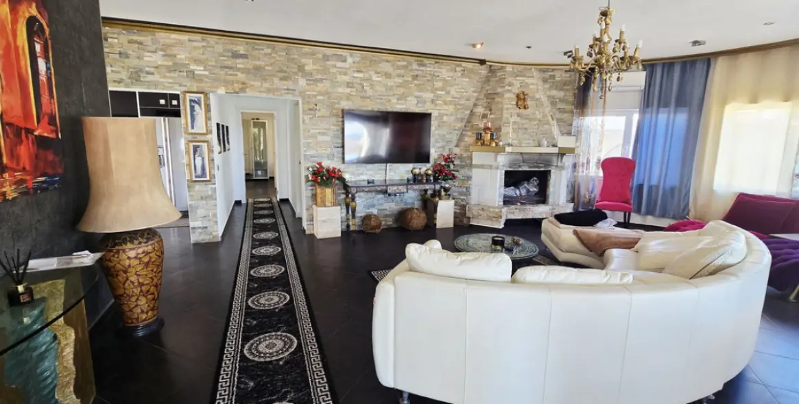 Продажа  отдельно стоящей виллы в Mijas Costa 7