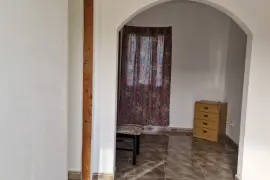 Image 6 thumb