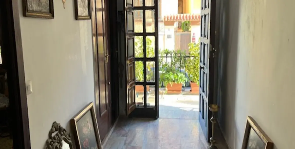 Продажа  отдельно стоящей виллы в La Victoria 2