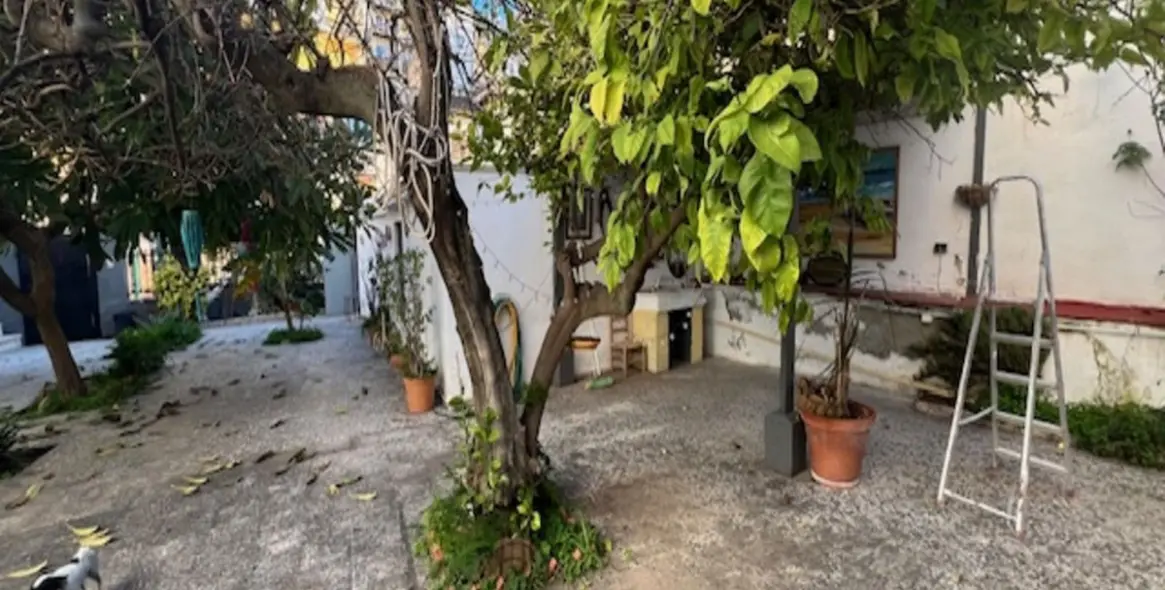 Продажа  отдельно стоящей виллы в La Victoria 3