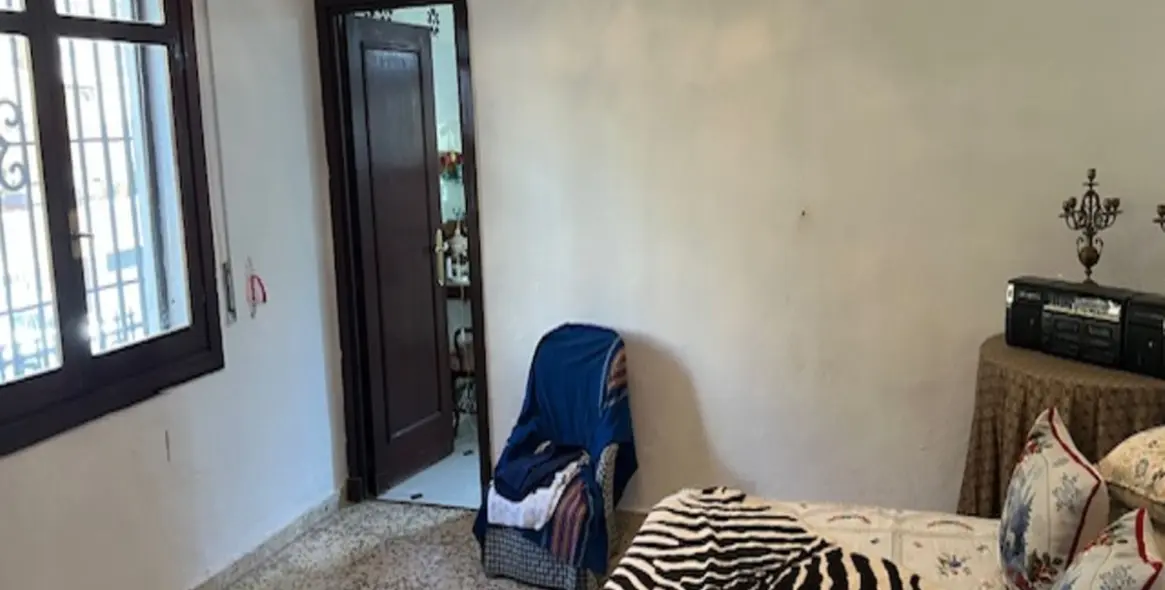 Продажа  отдельно стоящей виллы в La Victoria 4