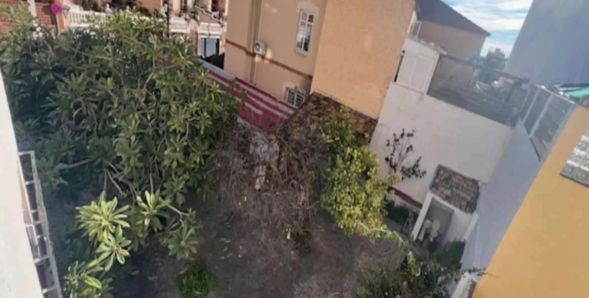 Sale of detached villa in La Victoria 21