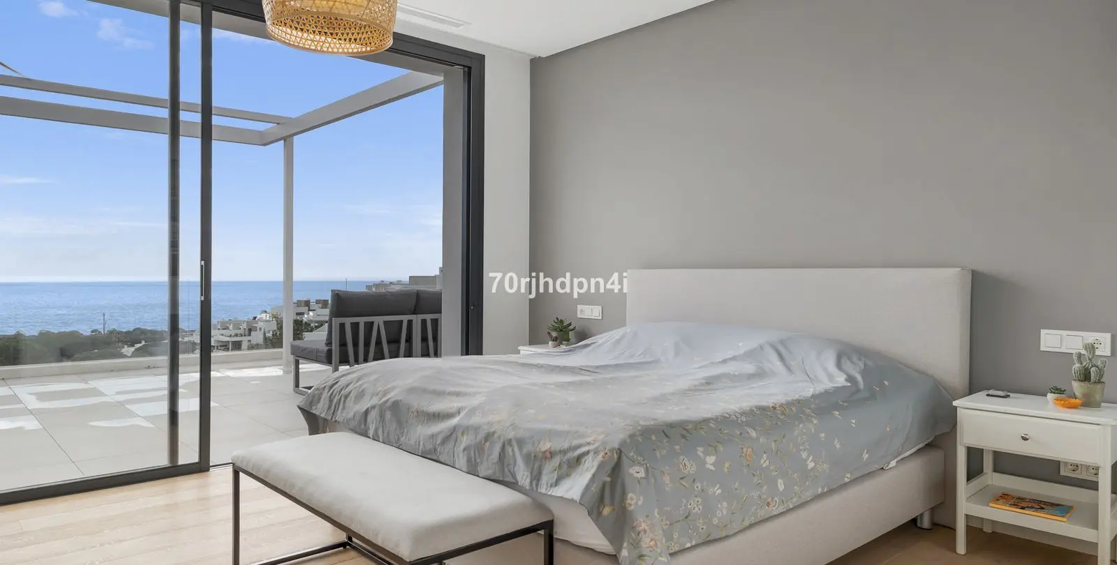 Продажа  отдельно стоящей виллы в Cabopino 42