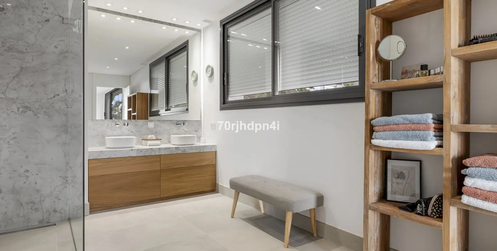 Продажа  отдельно стоящей виллы в Cabopino 45