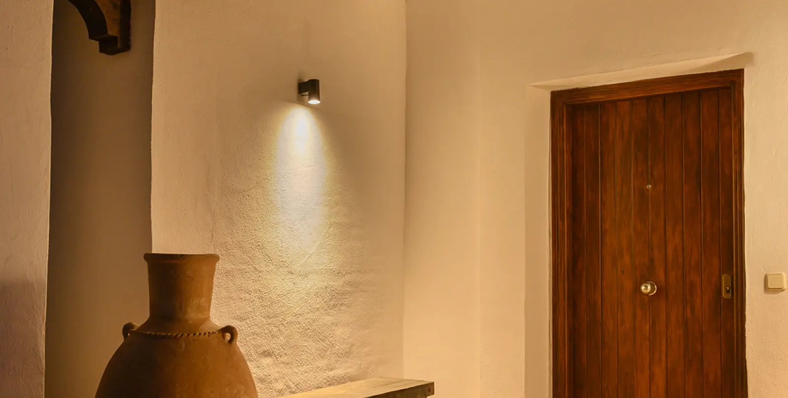 Short-term rent of detached villa in Estepona 1