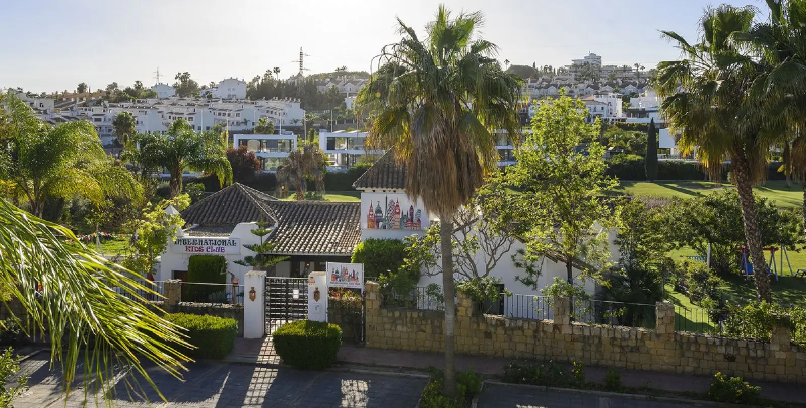 Short-term rent of detached villa in Estepona 65