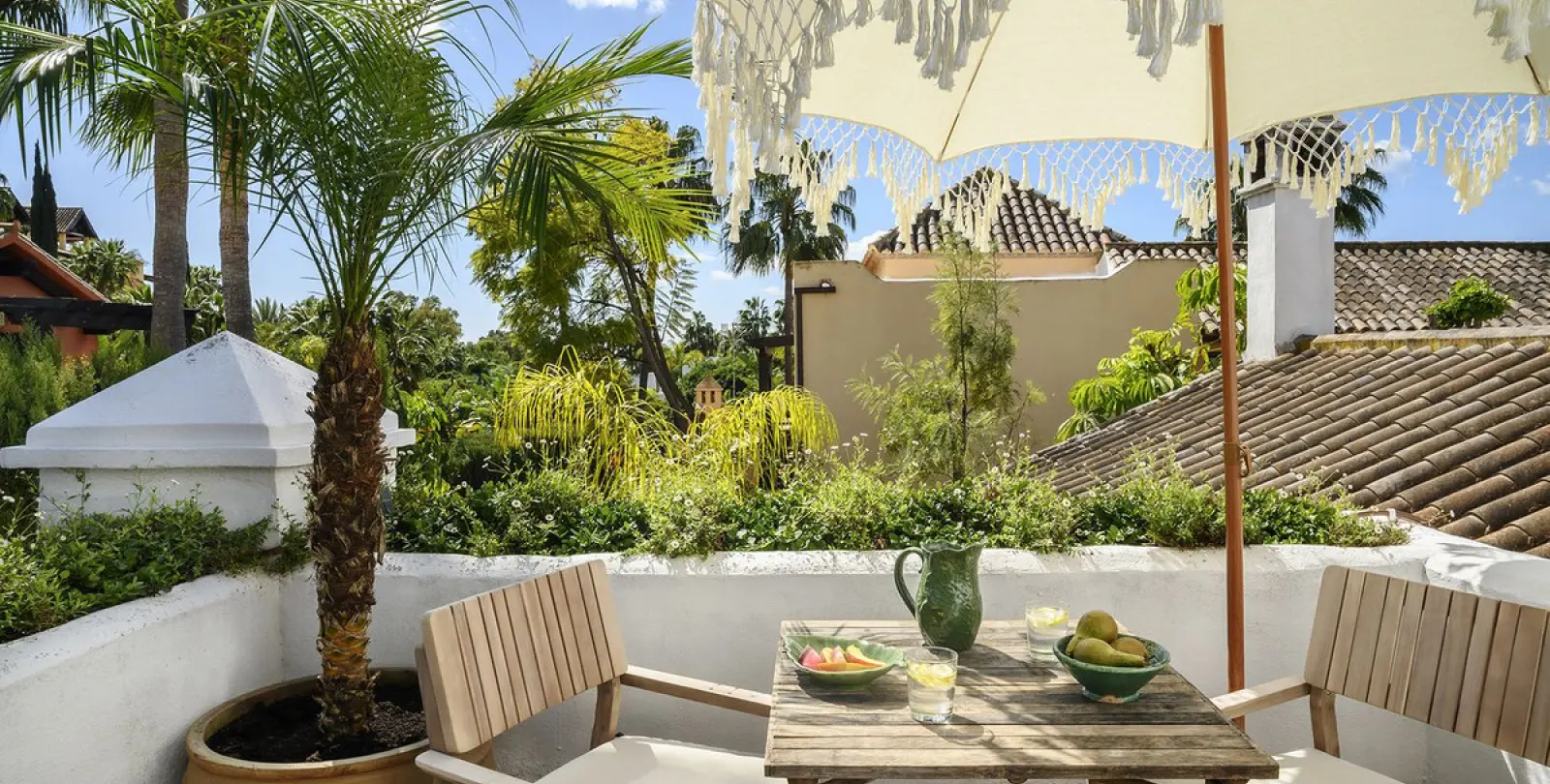 Short-term rent of detached villa in Estepona 67