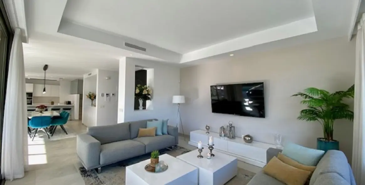 Долгосрочная аренда  отдельно стоящей виллы в Estepona 11