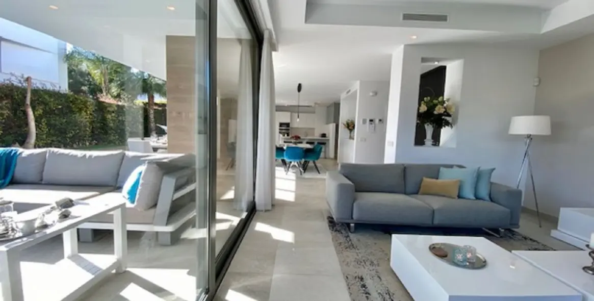 Долгосрочная аренда  отдельно стоящей виллы в Estepona 14