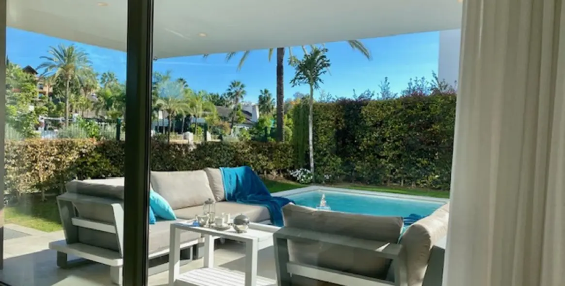 Долгосрочная аренда  отдельно стоящей виллы в Estepona 19