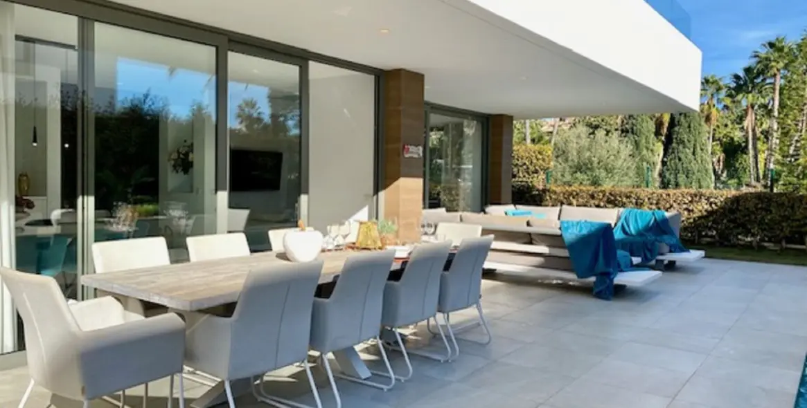 Долгосрочная аренда  отдельно стоящей виллы в Estepona 20