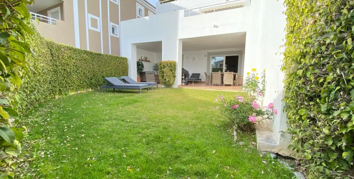 Продажа апартаментов на первом этаже в Estepona 20