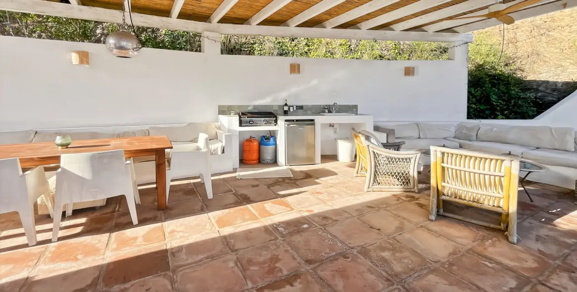 Sale of detached villa in Colmenar 16